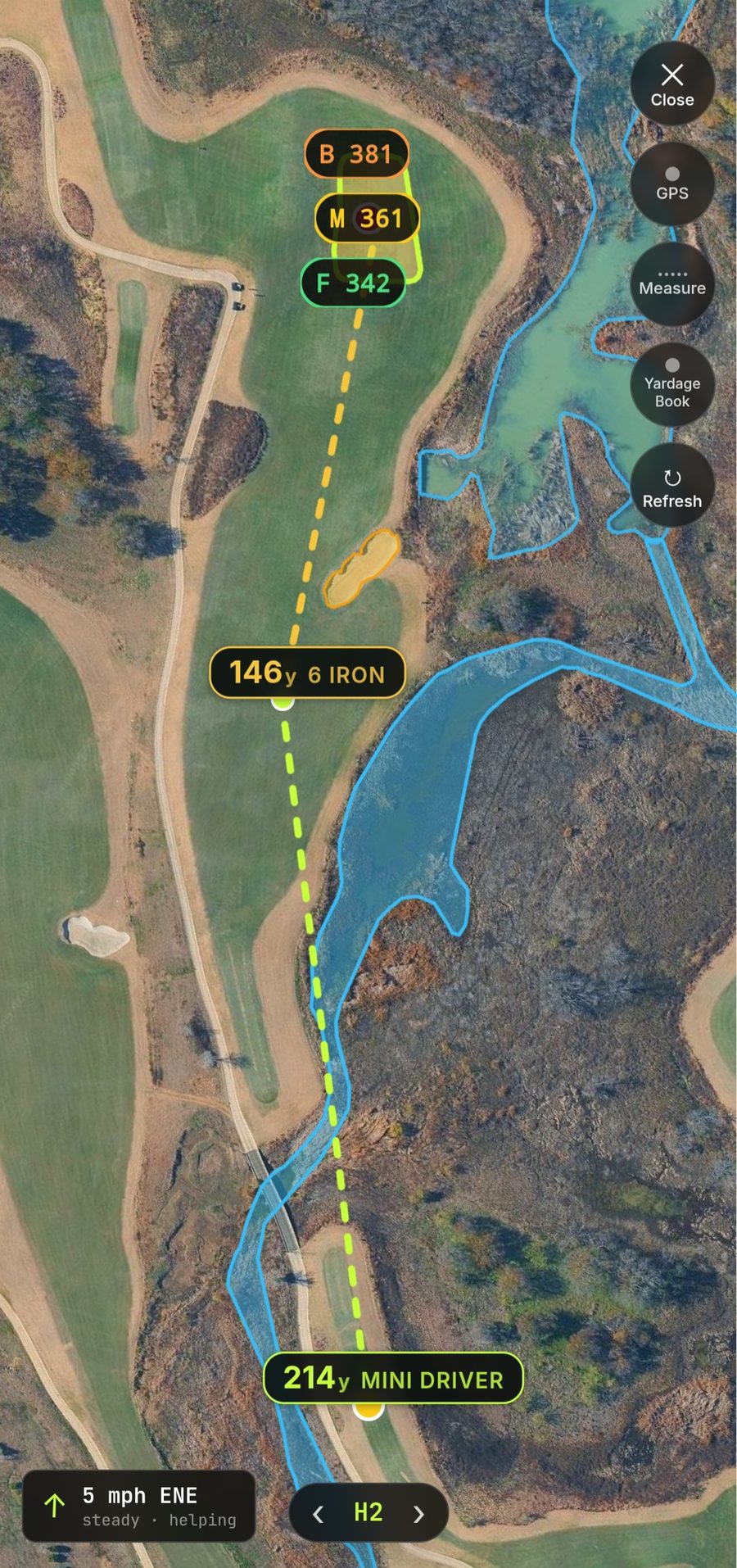 Studio Caddy course view with a planned line over water